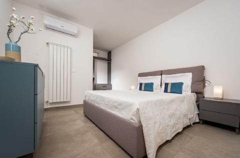 Villa Scire, Ferienhaus mit Pool, Tritt-Case in Italia