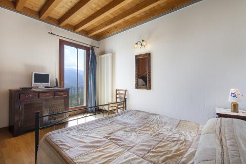 Freistehende Villa mit Pool, mit fantastischem Panorama, Tritt-Case in Italia