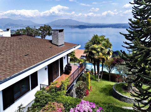Villa Isabella am Lago Maggiore mit Pool