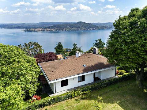 Villa Isabella am Lago Maggiore mit Pool