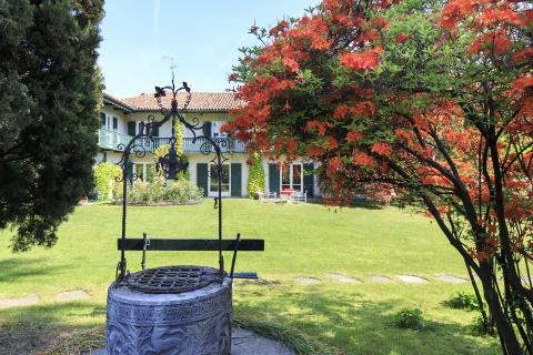 Freistehende Villa mit Pool, am Lago Maggiore, Tritt-Case in Italia