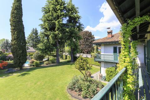 Freistehende Villa mit Pool, am Lago Maggiore, Tritt-Case in Italia
