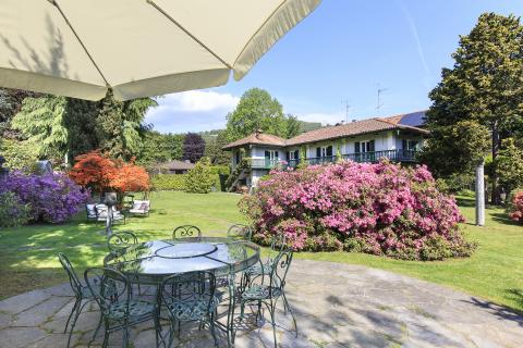 Freistehende Villa mit Pool, am Lago Maggiore, Tritt-Case in Italia
