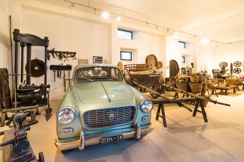 Ferienhaus mit 2 Wohnungen im Westen Siziliens, Tritt-Case in Italia