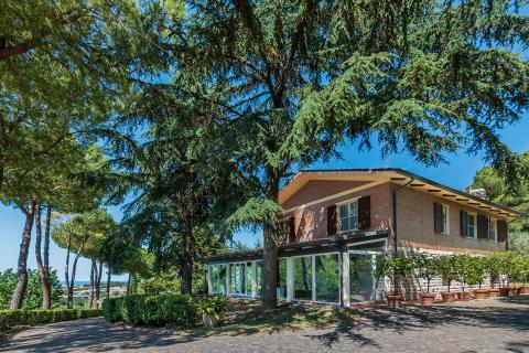 Ferienhaus Villa LuisaDieci, Le Marche, Tritt-Case in Italia