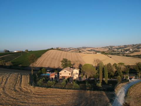 Luxusvilla mit Pool, Le Marche, Italien, Tritt-Case in Italia