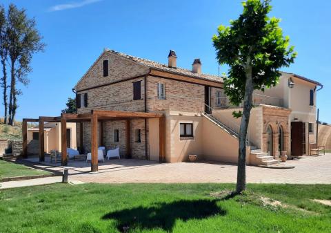 Luxusvilla mit Pool, Le Marche, Italien, Tritt-Case in Italia