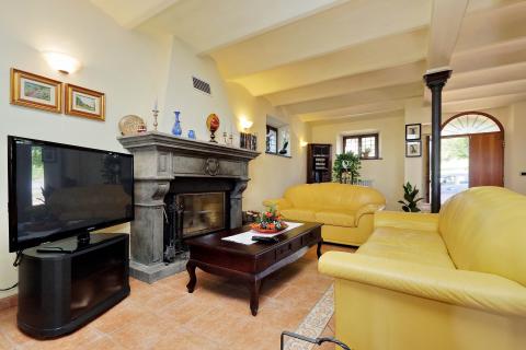 Freistehende Villa mit Pool in Le Marche. Tritt-Case in Italia