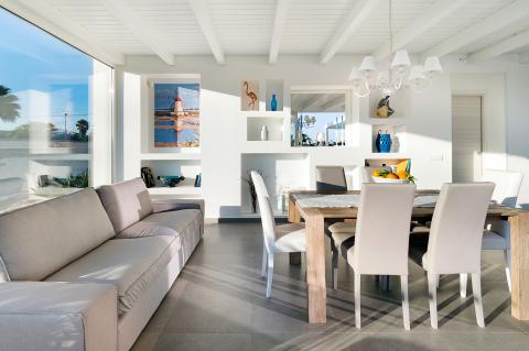 Freistehende Villa mit Pool, nur 300 m vom Strand, Sizilien, Italien, Tritt-Case in Italia