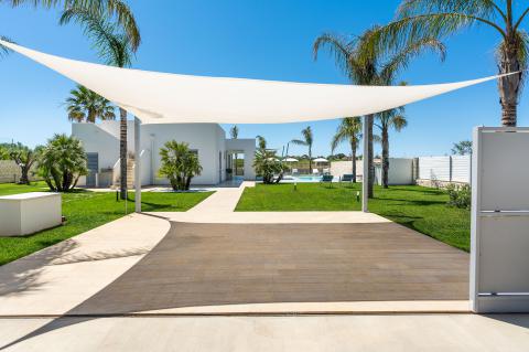 Freistehende Villa mit Pool, nur 300m vom Strand, Sizielien, Tritt-Case in Italia