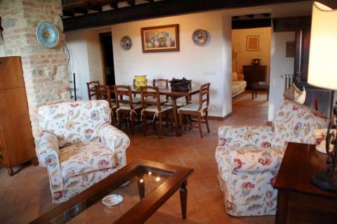 Großes Ferienhaus für Gruppen bei Florenz, Toskana | Tritt-toskana.de