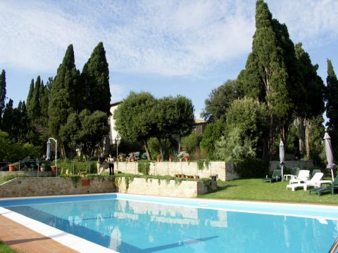 Historische Villa del Monte in gewaltiger Lage | Tritt-toskana.de