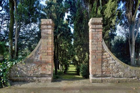 Historische Villa del Monte in gewaltiger Lage | Tritt-toskana.de