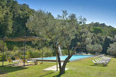 Schloss Ginori di Querceto, Unterkunft im historischen Dorf nahe Pisa |Tritt-toskana.de