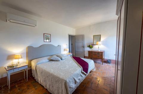 Schloss Ginori di Querceto, Unterkunft im historischen Dorf nahe Pisa |Tritt-toskana.de