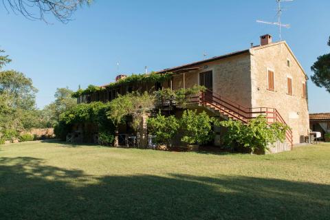 Grüne Ferienunterkünfte im wunderschönen Pomarance bei Pisa| Tritt-toskana.de