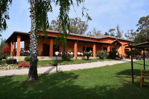 Agriturismo mit Pool bei Alghero, Sardinien, Tritt-Case in Italia