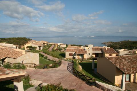 Resort Punta Falcone Santa Teresa Gallura, Tritt Case in Italia