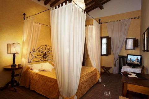 Luxuriöse Villa Carmignano in Prato für 15 Personen | Tritt-toskana.de