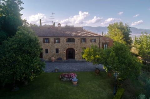 Luxuriöse Villa Carmignano in Prato für 15 Personen | Tritt-toskana.de