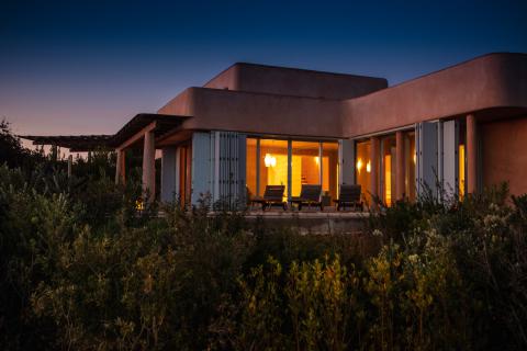 Villa Luxi auf Sardinien, Tritt-Case in Italia