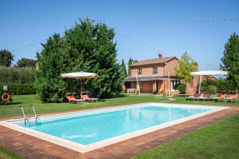Ferienhaus mit beheibarem Pool, Lucca, Toskana, Tritt Case in Italia