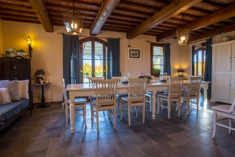 Luxuriöse Villa Montelopio für 8 Personen | Tritt-toskana.de