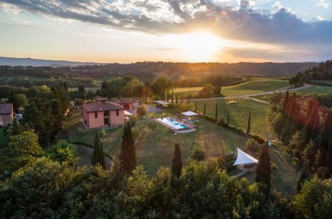 Luxuriöse Villa Montelopio für 8 Personen | Tritt-toskana.de