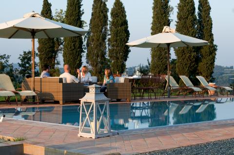 Luxuriöse Villa Montelopio für 8 Personen | Tritt-toskana.de