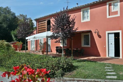 Ferienhaus mit Pool in der Provinz Florenz