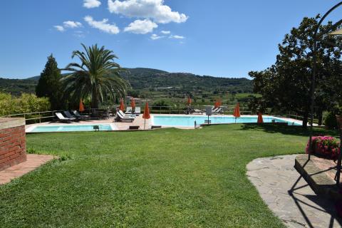 Familienurlaub im Kiefernwald auf Elba | Tritt-toskana.de