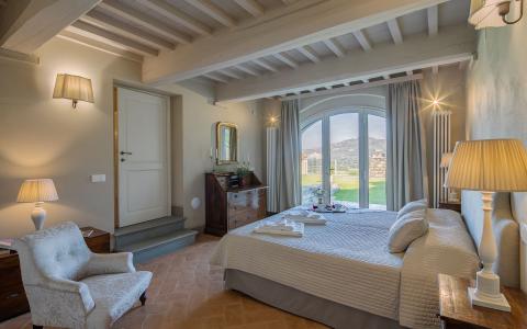 Freistehende Villa mit Pool für 8 Personen | Tritt-toskana.de