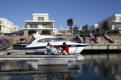Luxus Ferienwohnungen in einem Yachthafen im Süden der Toskana