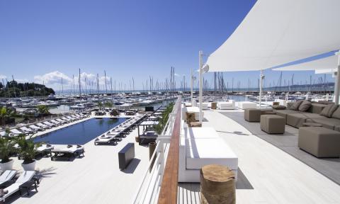 Luxus Ferienwohnungen in einem Yachthafen im Süden der Toskana