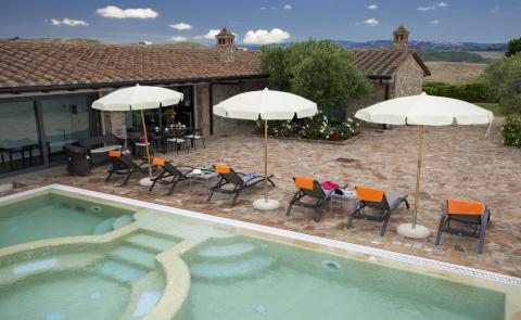 Schöne freistehende Villa in der Toskana für 6 Personen | Tritt