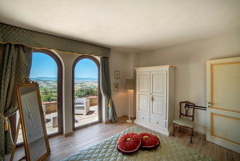 Luxus-Villa mit privatem Pool mitten in den Hügeln der Toskana