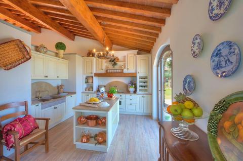 Luxus-Villa mit privatem Pool mitten in den Hügeln der Toskana