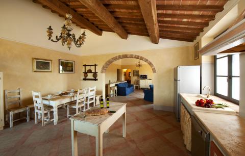 Große freistehende Villa mit beheizbaren Pool, Toskana