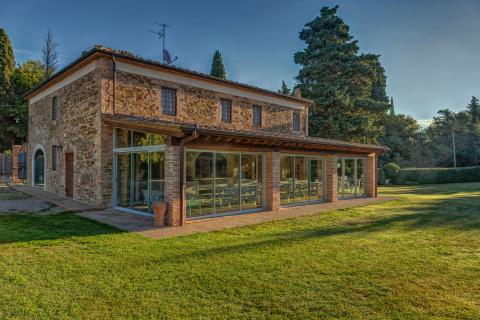 Country Resort Montaione, Tritt Case in Italia