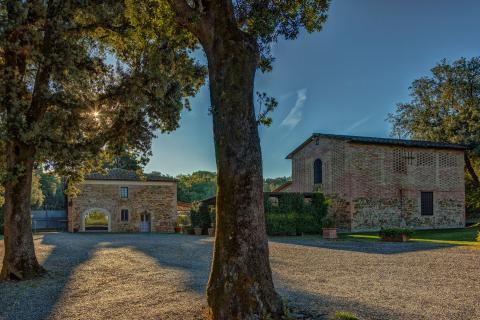 Country Resort Montaione, Tritt Case in Italia