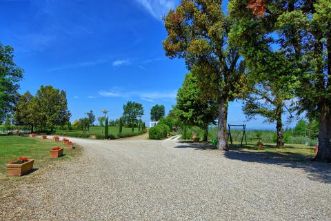 Country Resort Montaione, Tritt Case in Italia