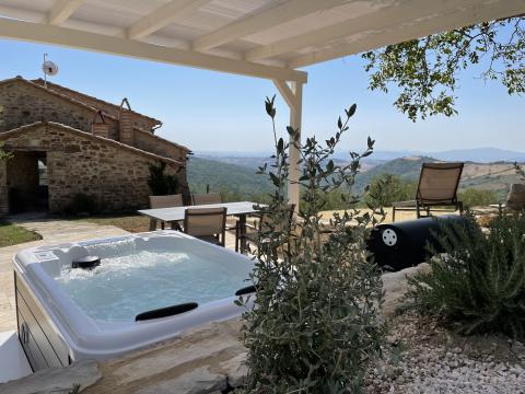 Agriturismo Fattoria La Pieve, Tritt Case in Italia