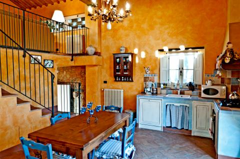 Cottage Il Colle di Sotto, Tritt Case in Italia