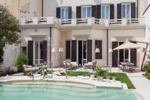 Luxusvilla Manin am Strand von Viareggio, Tritt Case in Italia