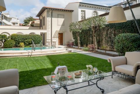 Luxusvilla Manin am Strand von Viareggio, Tritt Case in Italia