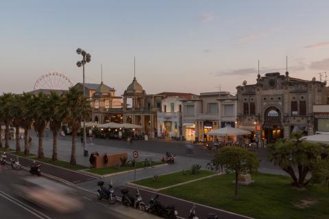 Luxusvilla Manin am Strand von Viareggio, Tritt Case in Italia