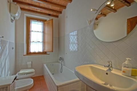 Freistehendes Ferienhaus für bis zu 8 Personen in den Hügeln der Toskana, Tritt Case in Italia