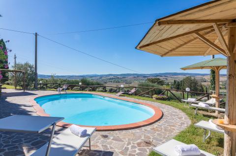 Agriturismo Podere Albereto mit Ferienwohnungen und Pool, Tritt Case in Italia