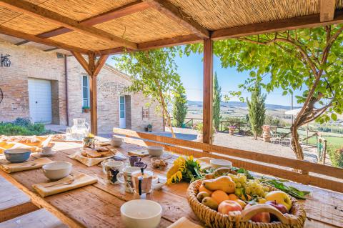 Agriturismo Podere Albereto mit Ferienwohnungen und Pool, Tritt Case in Italia