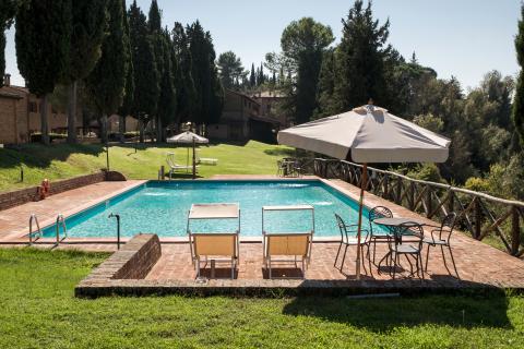 Agriturismo mit Luxusvilla und 11 Ferienwohnungen in der Toskana, Tritt Case in Italia